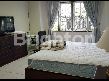 RUMAH MEWAH FULLY FURNISH DI BALIKPAPAN BARU PARIS(Y426)