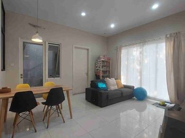 DIJUAL RUMAH RAPI SIAP HUNI CLUSTER VOLTA GADING SERPONG
