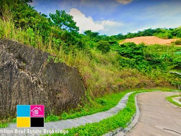 OVERLOOKING RESIDENTIAL FOR SALE IN PEAK MONTERRAZAS GUADALUPE CEBU CITY