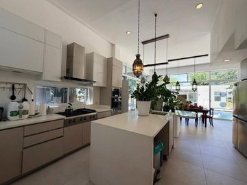 Moroccan Residential Compound 1131sqm 2-Houses Pool Villa Mactan