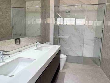 DIJUAL ATAU DISEWA RUMAH KANADE THE ZORA BSD FURNISHED DAPUR DAN GORDEN PREMIUM ADA LIFT