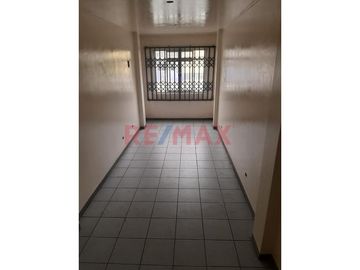 Venta De Local Comercial En Avenida Naranjal Los Olivos
