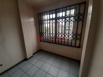 Venta De Local Comercial En Avenida Naranjal Los Olivos