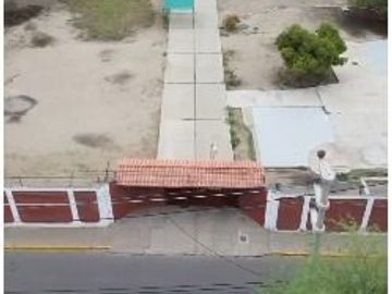 VENTA DE CASA COMO TERRENO PARA INVERSIONISTAS - EN PIURA