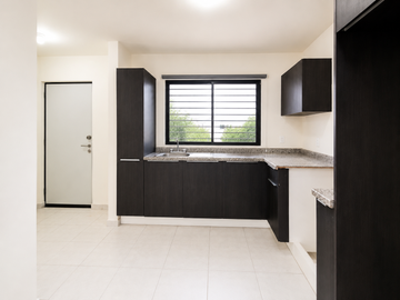 CASA EN VENTA EN VISTA SUR – COTO MILÁN, TLAJOMULCO