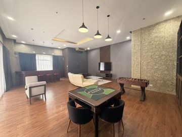 Combined 3BR Unit with 2 Parking in The Infinity BGC for Sale