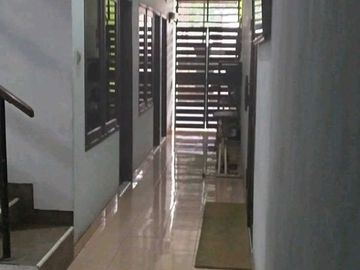 RON.A2902 KOST NYAMAN DI KUTISARI SELATAN SURABAYA SIAP PAKAI STRATEGIS