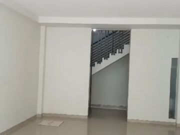 Ruko 3 Lantai Royal Crown Sidoarjo - RK061APD