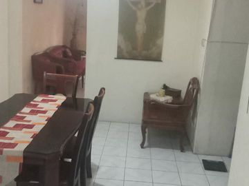 RUMAH Semolowaru Elok , Bonus: 3 AC Mesin Cuci Kulkas Pompa air Kursi Tamu