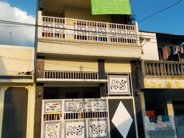 DIJUAL RUMAH 2 LANTAI DI  SEMANGGI - PASAR KLIWON SOLO