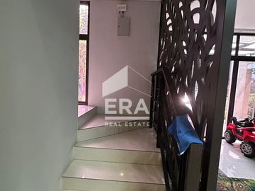Disewakan Rumah Summarecon Bekasi Cluster Morizen