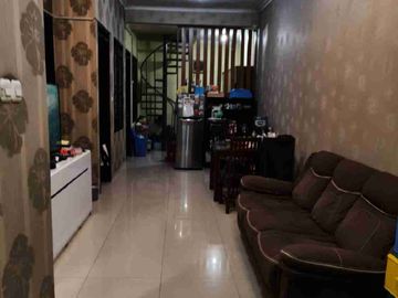Dijual Rumah Singgasana Pradana Lingkungan Tenang Dan Nyaman