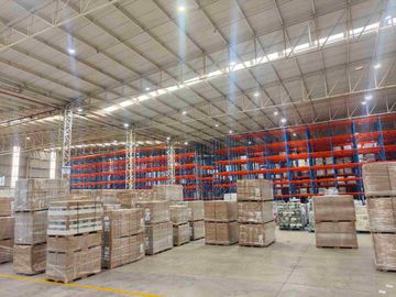 BODEGA LOGÍSTICA EN ARRENDAMIENTO - ACOPI YUMBO 4.000 M2