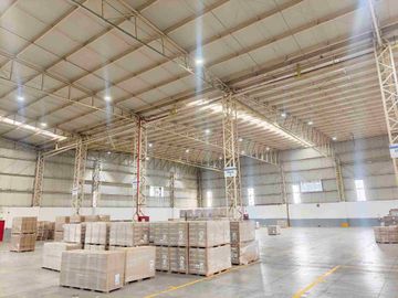 BODEGA LOGÍSTICA EN ARRENDAMIENTO - ACOPI YUMBO 4.000 M2