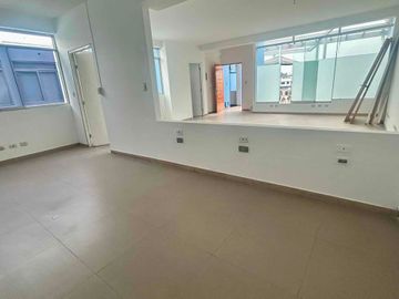 🏢ALQUILO OFICINA CON 2 AMBIENTES – LA MOLINA