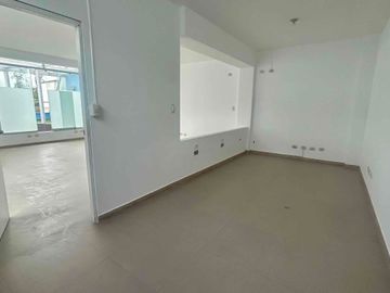 🏢ALQUILO OFICINA CON 2 AMBIENTES – LA MOLINA