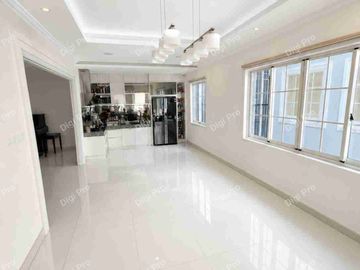 Jual Rumah Pavilion 15x19 Sudut, Terawat Bersih Siap Huni