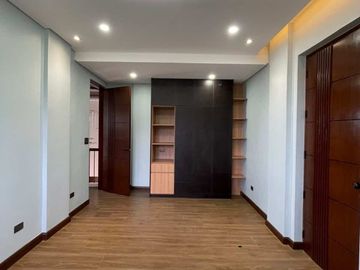 Coloong Valenzuela | House & Lot For Sale - #10281