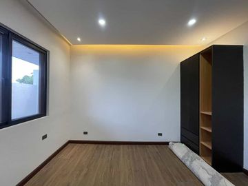 Coloong Valenzuela | House & Lot For Sale - #10281