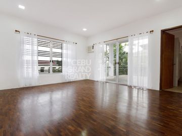 5 Bedroom House with Swimming Pool for Rent in North Town Cebu City