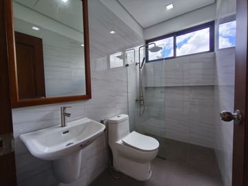 2Storey House and Lot for Sale in Greenwoods Pasig Brandnew-MD