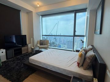 3-Bedroom Penthouse Unit for Sale in One Shangri-la Place, Mandaluyong City