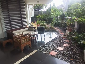 Rumah Luxury Di Kemang Pratama Bekasi, 7 Kamar Tidur & Kolam Renang