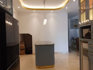 Dijual Cepat Rumah Riviera Metalnd Puri Fully Furnish