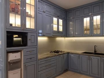 Dijual Cepat Rumah Riviera Metalnd Puri Fully Furnish