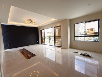 House and Lot for Sale in Pinagbuhatan pasig 6 Bedrooms 3 Storey Single Detached - JB