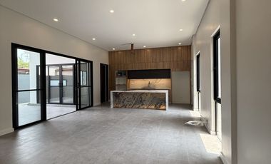 BRAND NEW MODERN HOUSE IN AYALA ALABANG VILLAGE