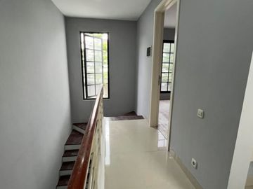 JUAL RUMAH MINIMALIS 2 LT ,SIAP HUNI DI GRAND HARVEST SURABAYA