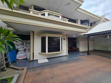Dijual via lelang rumah di jl puncak permai 1 no 26 Surabaya