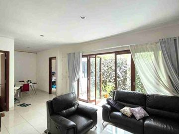 Dijual Rumah Modern Lokasi Discovery Bintaro Jaya Sektor 9, 0048