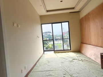 Rumah Premium Free Bea2 3 KM MRT Lebak Bulus Cirendeu