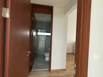 Disewakan Rumah Mewah Furnish di Kawasan Elite Lyndon Nava Park BSD