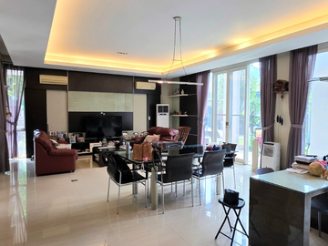 DIJUAL RUMAH NUANSA VILLA DI PONDOK HIJAU GOLF GADING SERPONG