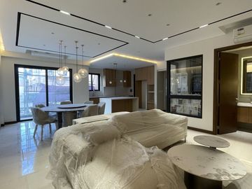 One Bougainvilla Townhouse in New Manila