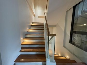 One Bougainvilla Townhouse in New Manila