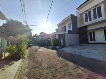Dijual Rungkut Mananggal  2 lantsi
