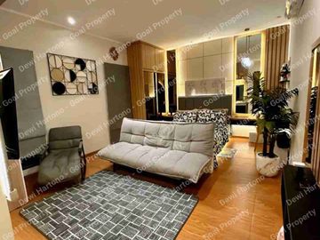 Dijual / Disewakan Rumah di Cluster Alesha House Vanya Park BSD City (3 lantai)