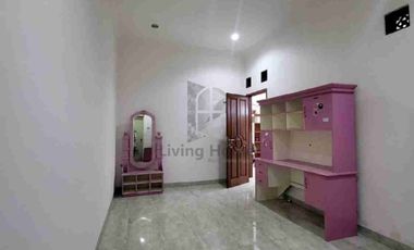 Dijual Rumah griya mekar arum dekat Summarecon Bandung