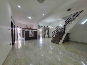 Dijual Rumah griya mekar arum dekat Summarecon Bandung