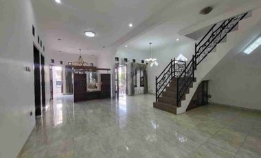 Dijual Rumah griya mekar arum dekat Summarecon Bandung
