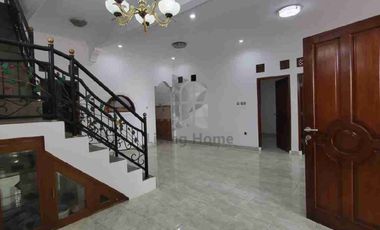 Dijual Rumah griya mekar arum dekat Summarecon Bandung