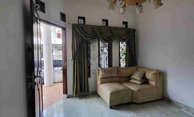 Dijual Rumah griya mekar arum dekat Summarecon Bandung