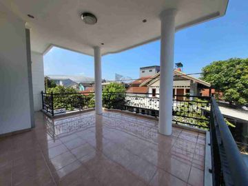 Dijual Rumah griya mekar arum dekat Summarecon Bandung