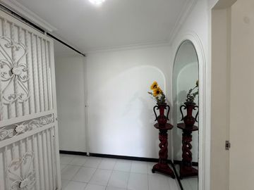 Apartamento en Arriendo en Loma del Indio Poblado Medellín Antioquia
