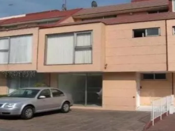 Casa en increible localidad, con 3 recamaras, Coapa, Coyoacán, CDMX.