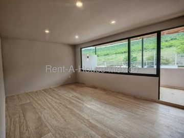 Casa de Autor en Venta | Nuevo Refugio | Doble Altura y Acabados de Lujo